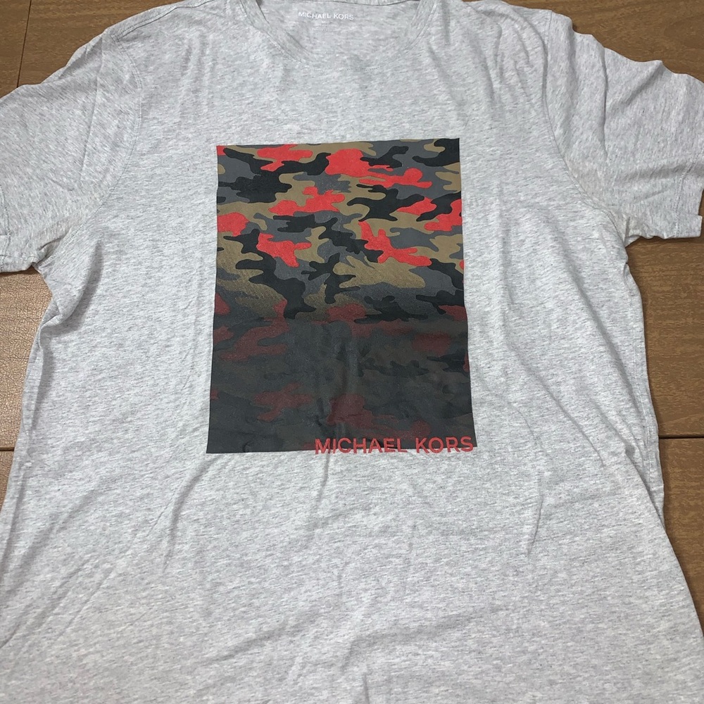 Michael Kors Gray and Red Graphic Tee